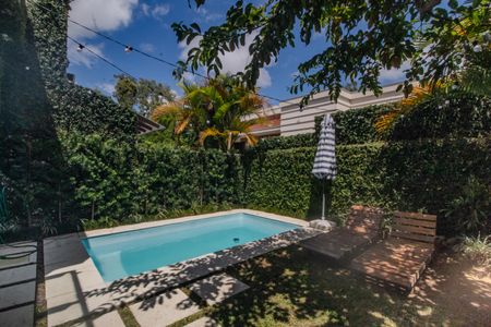 Casa à venda com 149m², 3 quartos e 1 vagaÁrea comum - Piscina