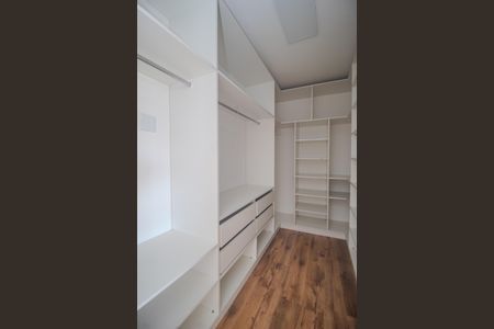 Casa à venda com 149m², 3 quartos e 1 vagaSuite