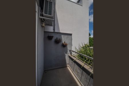 Casa à venda com 149m², 3 quartos e 1 vagaVaranda