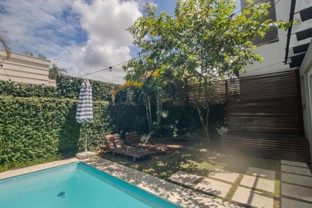 Casa à venda com 149m², 3 quartos e 1 vagaÁrea comum - Piscina