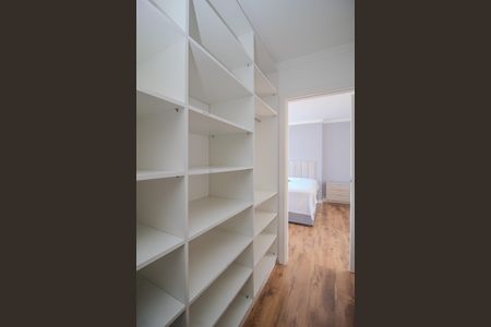 Casa à venda com 149m², 3 quartos e 1 vagaCloset