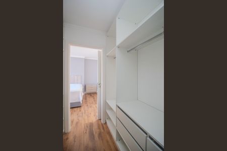 Casa à venda com 149m², 3 quartos e 1 vagaCloset