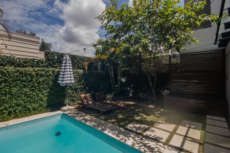Casa à venda com 149m², 3 quartos e 1 vagaÁrea comum - Piscina