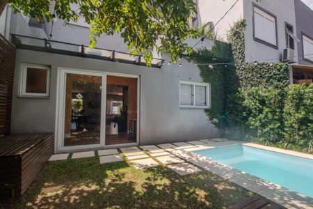 Casa à venda com 149m², 3 quartos e 1 vagaÁrea comum - Piscina