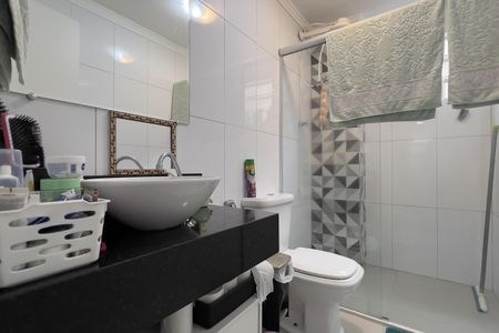 Apartamento à venda com 62m², 2 quartos e 1 vaga Apartamento à venda com 62m², 2 quartos e 1 vagaBanheiro