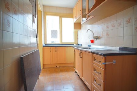 Cozinha de apartamento à venda com 1 quarto, 43m² em Bom Jesus, Porto Alegre