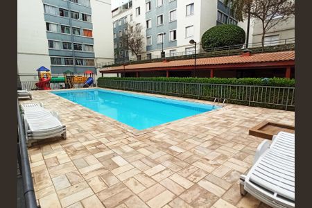 Apartamento à venda com 60m², 3 quartos e 1 vaga Apartamento à venda com 60m², 3 quartos e 1 vagaPiscina