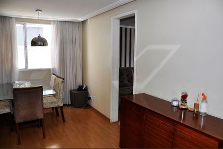 Apartamento à venda com 60m², 3 quartos e 1 vaga Apartamento à venda com 60m², 3 quartos e 1 vagaDetalhe - Sala e Sala de jantar