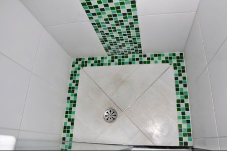 Apartamento à venda com 60m², 3 quartos e 1 vaga Apartamento à venda com 60m², 3 quartos e 1 vagaDetalhe - Banheiro Social