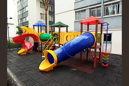 Apartamento à venda com 60m², 3 quartos e 1 vaga Apartamento à venda com 60m², 3 quartos e 1 vagaPlayground
