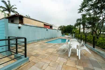 Apartamento para alugar com 65m², 3 quartos e 1 vagaÁrea comum - Piscina