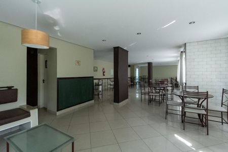 Apartamento para alugar com 65m², 3 quartos e 1 vagaÁrea comum - Salão de festas