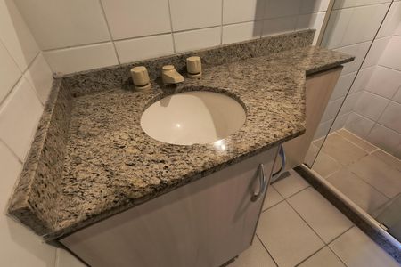 Apartamento à venda com 68m², 2 quartos e 1 vagaBanheiro da Suíte