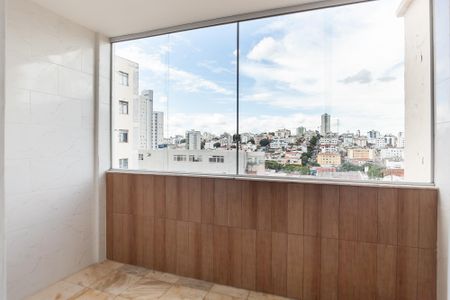 varanda sala 3 - quartos de apartamento para alugar com 4 quartos, 230m² em Floresta, Belo Horizonte