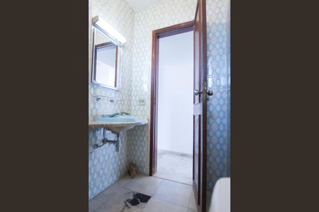 Apartamento para alugar com 230m², 4 quartos e 3 vagasBanheiro Social 2