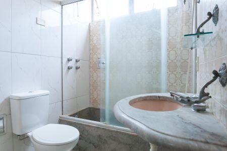 Apartamento para alugar com 230m², 4 quartos e 3 vagasBanheiro da Suíte