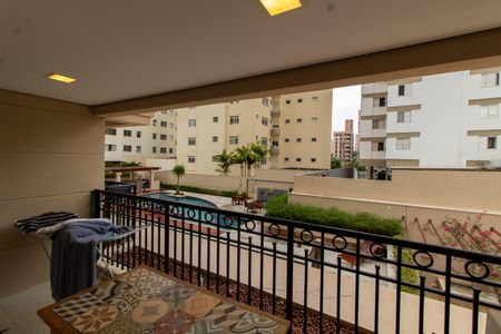 SACADA de apartamento para alugar com 2 quartos, 58m² em Cambuí, Campinas