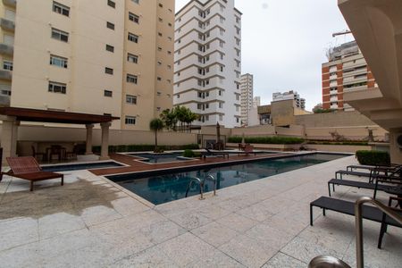 Apartamento à venda com 58m², 2 quartos e 1 vagaÁREA COMUM - PISCINA