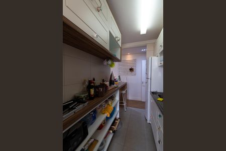 Apartamento à venda com 58m², 2 quartos e 1 vagaCOZINHA