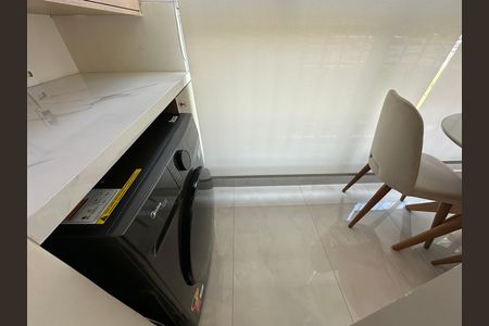 Área de Serviço de apartamento para alugar com 2 quartos, 48m² em Bethaville I, Barueri