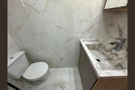 Banheiro de apartamento para alugar com 2 quartos, 48m² em Bethaville I, Barueri