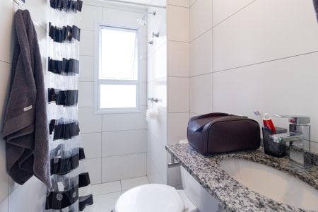 Apartamento à venda com 88m², 2 quartos e 2 vagas Apartamento à venda com 88m², 2 quartos e 2 vagasBanheiro da suíte 2