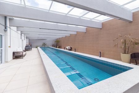 Apartamento à venda com 88m², 2 quartos e 2 vagas Apartamento à venda com 88m², 2 quartos e 2 vagasÁrea comum - Piscina aquecida