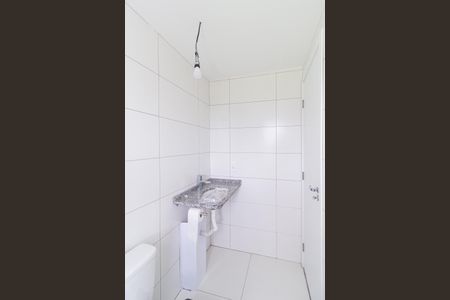 Apartamento à venda com 88m², 2 quartos e 2 vagas Apartamento à venda com 88m², 2 quartos e 2 vagasBanheiro da suíte 1