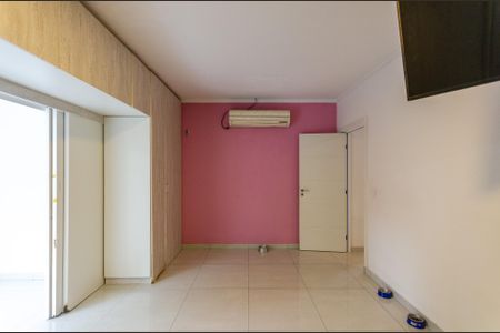 Casa para alugar com 366m², 3 quartos e 6 vagasSuíte