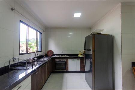 Casa para alugar com 366m², 3 quartos e 6 vagasCozinha