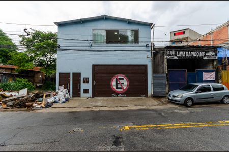 Casa para alugar com 366m², 3 quartos e 6 vagasFachada