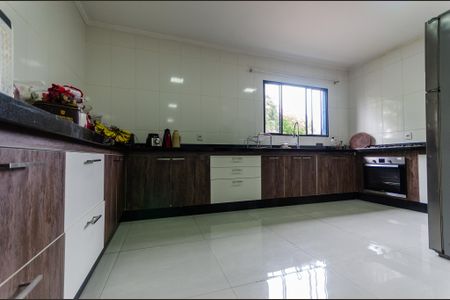 Casa para alugar com 366m², 3 quartos e 6 vagasCozinha