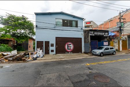 Casa para alugar com 366m², 3 quartos e 6 vagasFachada