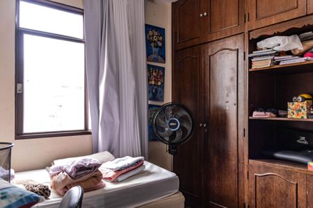 Apartamento à venda com 129m², 4 quartos e 2 vagasQuarto 1