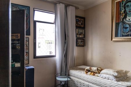 Apartamento à venda com 129m², 4 quartos e 2 vagasQuarto 2