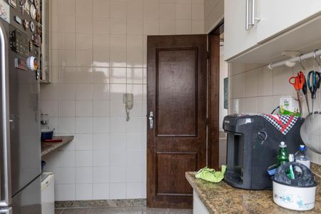 Apartamento à venda com 129m², 4 quartos e 2 vagasCozinha