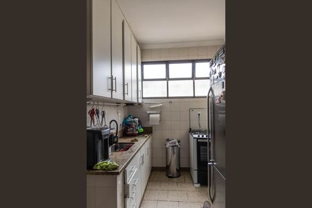 Apartamento à venda com 129m², 4 quartos e 2 vagasCozinha