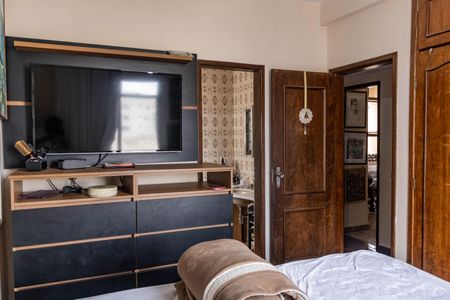 Apartamento à venda com 129m², 4 quartos e 2 vagasSuíte