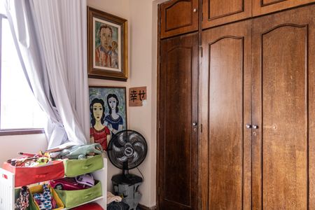 Apartamento à venda com 129m², 4 quartos e 2 vagasQuarto 3