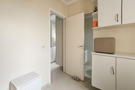 Apartamento para alugar com 120m², 4 quartos e 2 vagasÁrea de serviço 