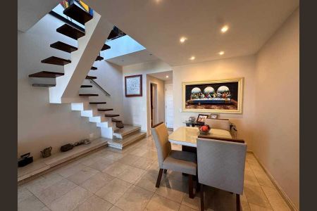 Apartamento à venda com 3 quartos, 222m² em Barra da Tijuca, Rio de Janeiro