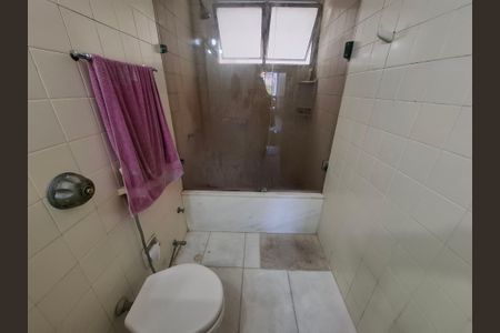 Apartamento à venda com 128m², 2 quartos e 1 vagaBanheiro da suíte 1
