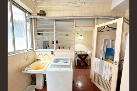 Apartamento à venda com 128m², 2 quartos e 1 vaga