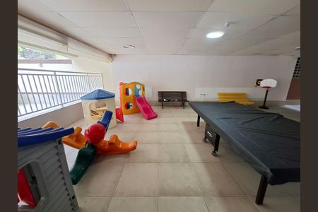 Apartamento à venda com 128m², 2 quartos e 1 vagaÁrea comum