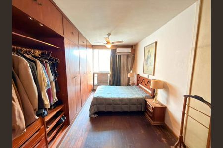 Apartamento à venda com 128m², 2 quartos e 1 vaga