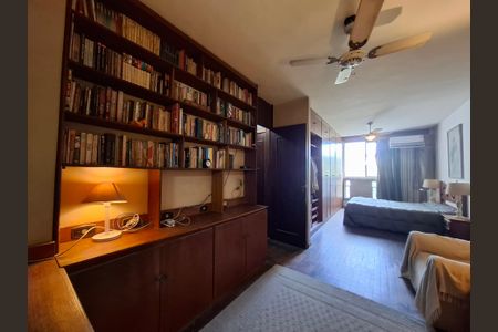 Apartamento à venda com 128m², 2 quartos e 1 vagaSuíte 1