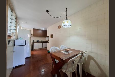 Apartamento à venda com 128m², 2 quartos e 1 vagaCozinha