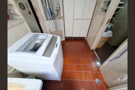 Apartamento à venda com 128m², 2 quartos e 1 vagaÁrea de serviço