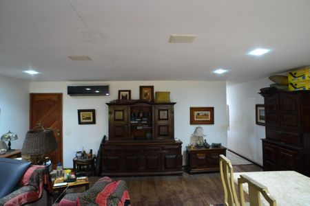 Apartamento à venda com 3 quartos, 160m² em Barra da Tijuca, Rio de Janeiro