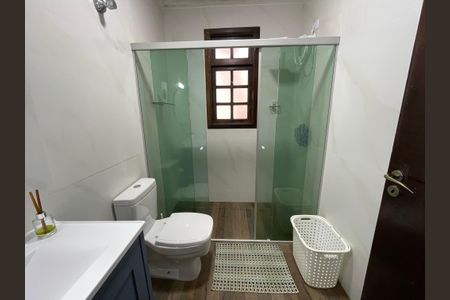 Casa de condomínio para alugar com 581m², 4 quartos e 3 vagas Casa de condomínio para alugar com 581m², 4 quartos e 3 vagasBanheiro 1